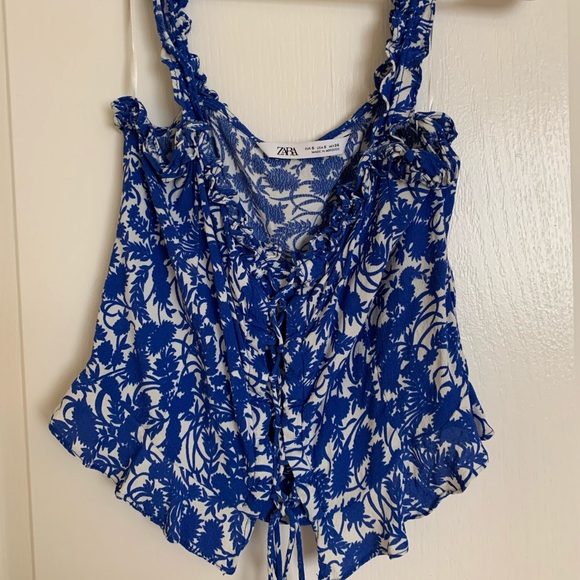 Zara Tops - Zara Floral Ruffle Cami